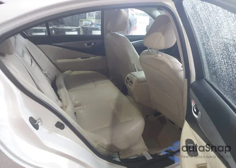 2014 Infiniti Q50 Premium z USA, uszkodzony, nr VIN JN1BV7AP5EM692015